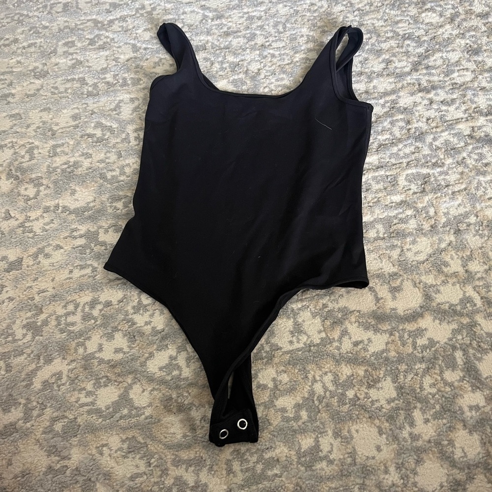 NWT Buckle Sleeveless Snap Thong Bodysuit, Black, Medium